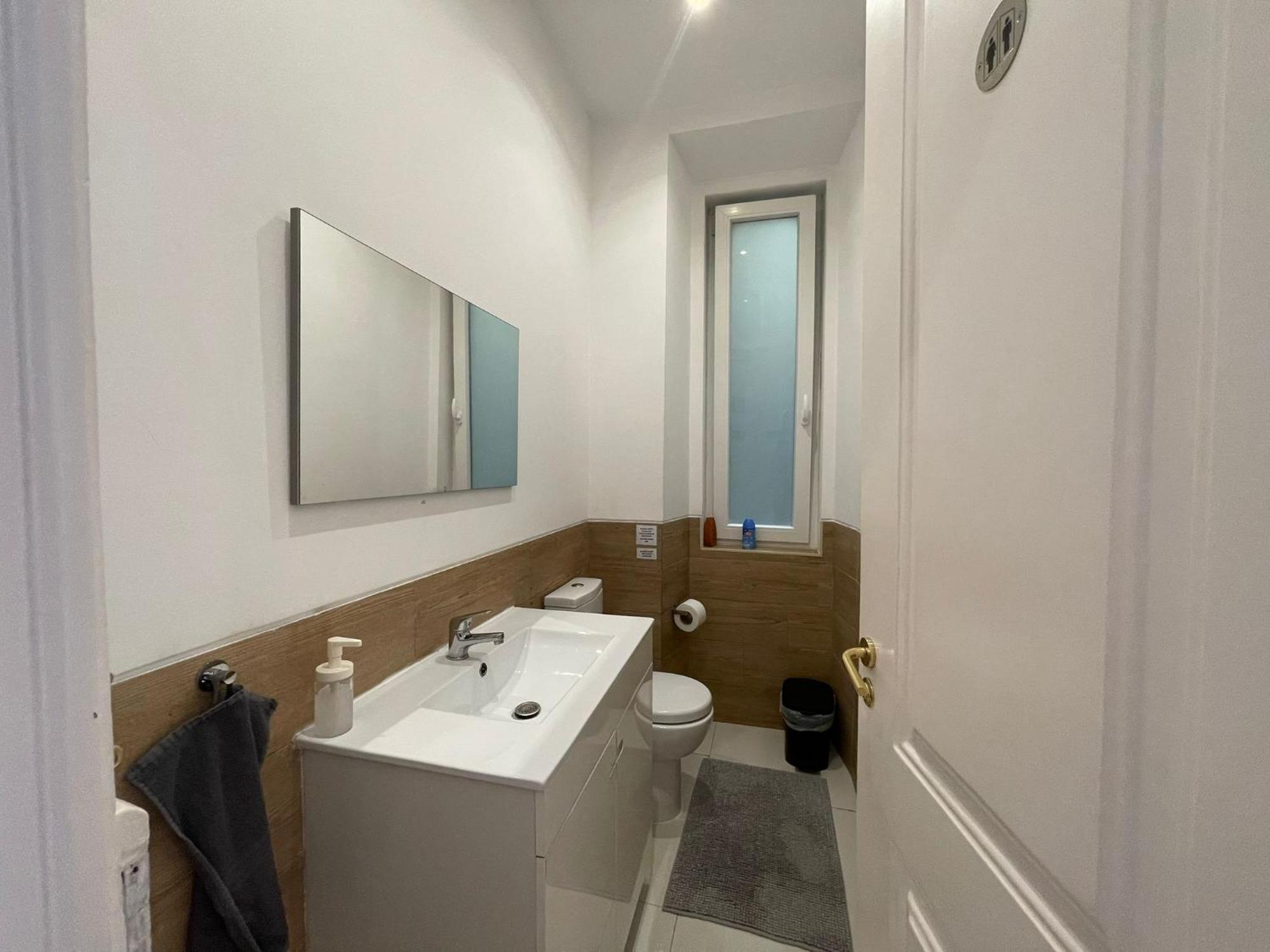 Embassy Arriaga Private Elegance Rooms In Stylish Shared Apartment Lisboa Exterior foto